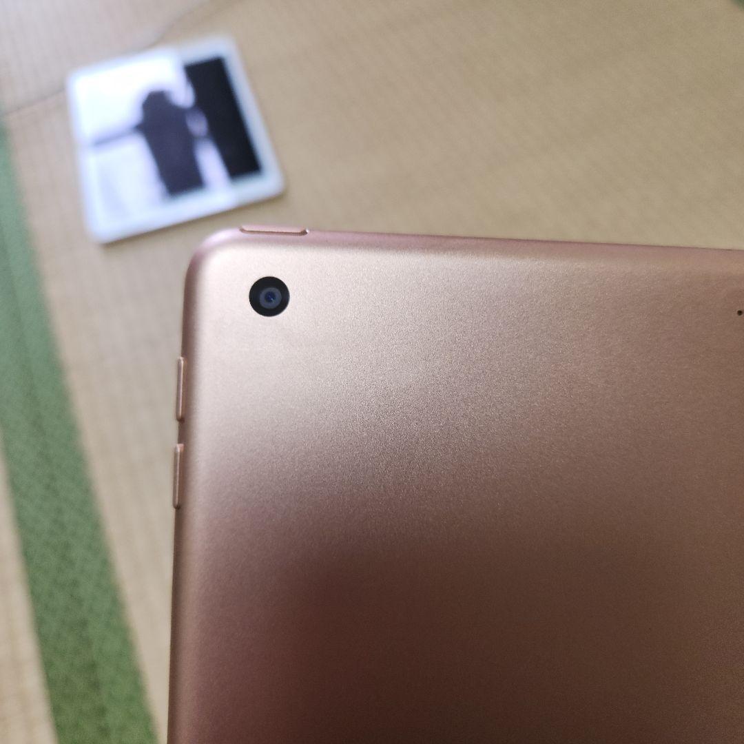 Apple iPad (第8世代) 32GB シルバー Wi-Fi