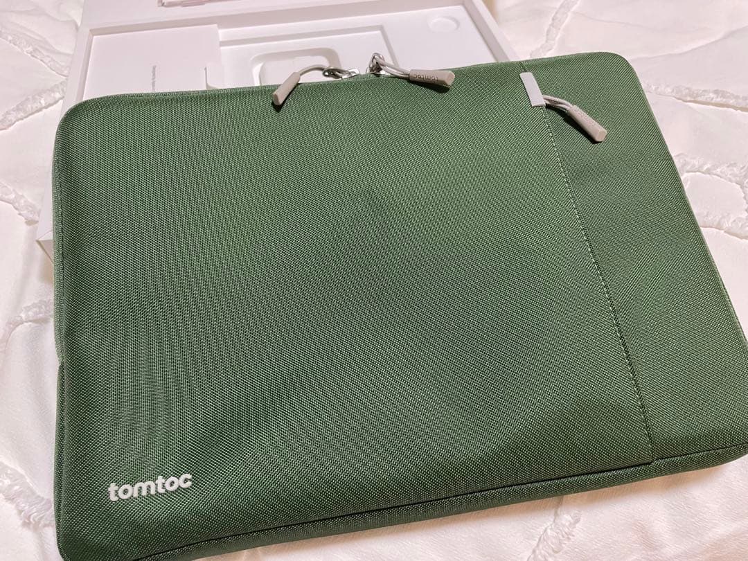 MacBook Air M2 スターライト 8GB/256GB 美品