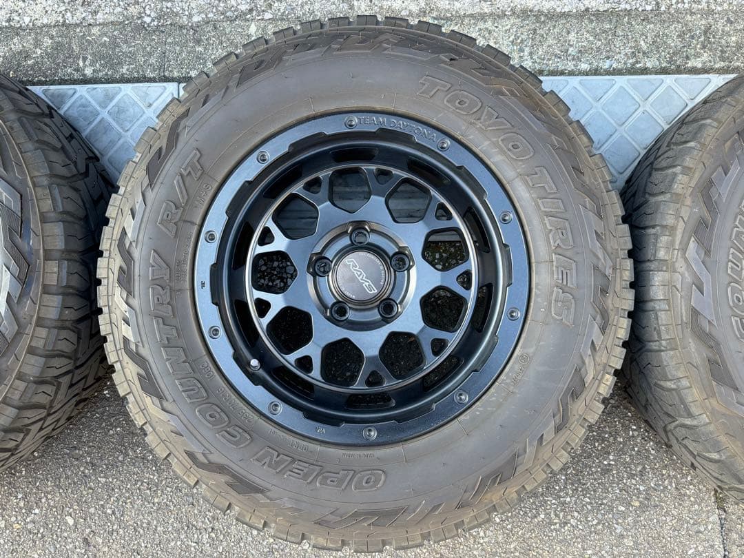 デリカ D5 RAYS M9 OPEN COUNTRY R/T タイヤホイール①