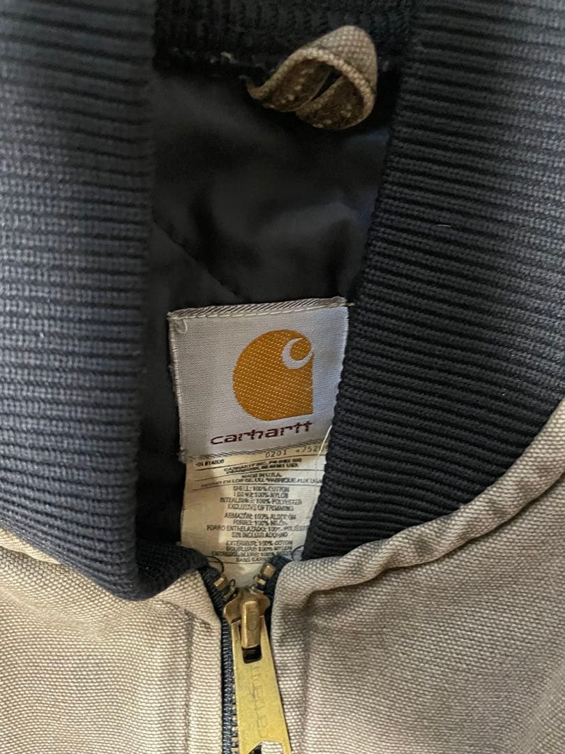 た*き様 Carhartt カーキ ベスト スカルプリント