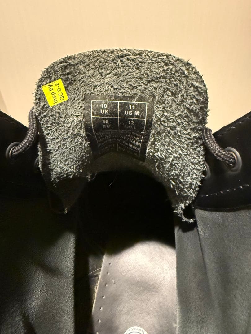 Dr. Martens 8ホールブーツ スクエアトゥ