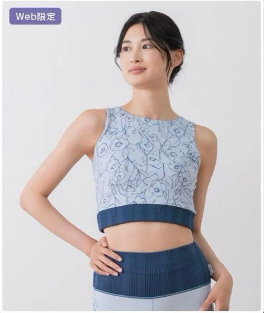 【SUKALA】ドローイングフラワーショートタンクトップ&レギンス