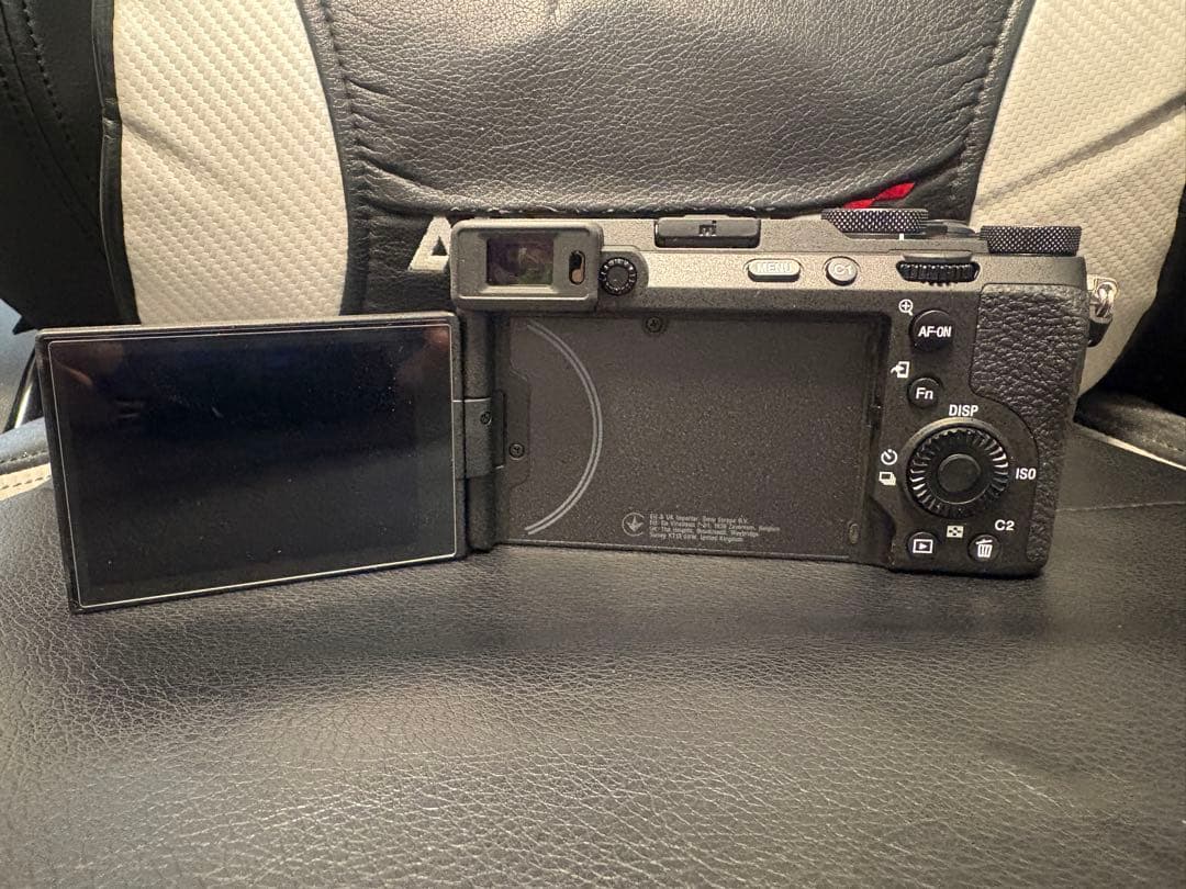 【ほぼ新品】SONY α7CII ボディ & 予備純正バッテリー、他