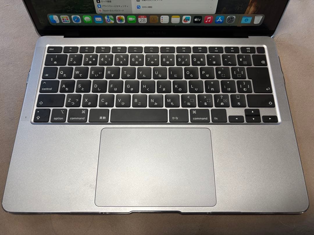 MacBook Air 2020 13inch 16GB クリアケース付き