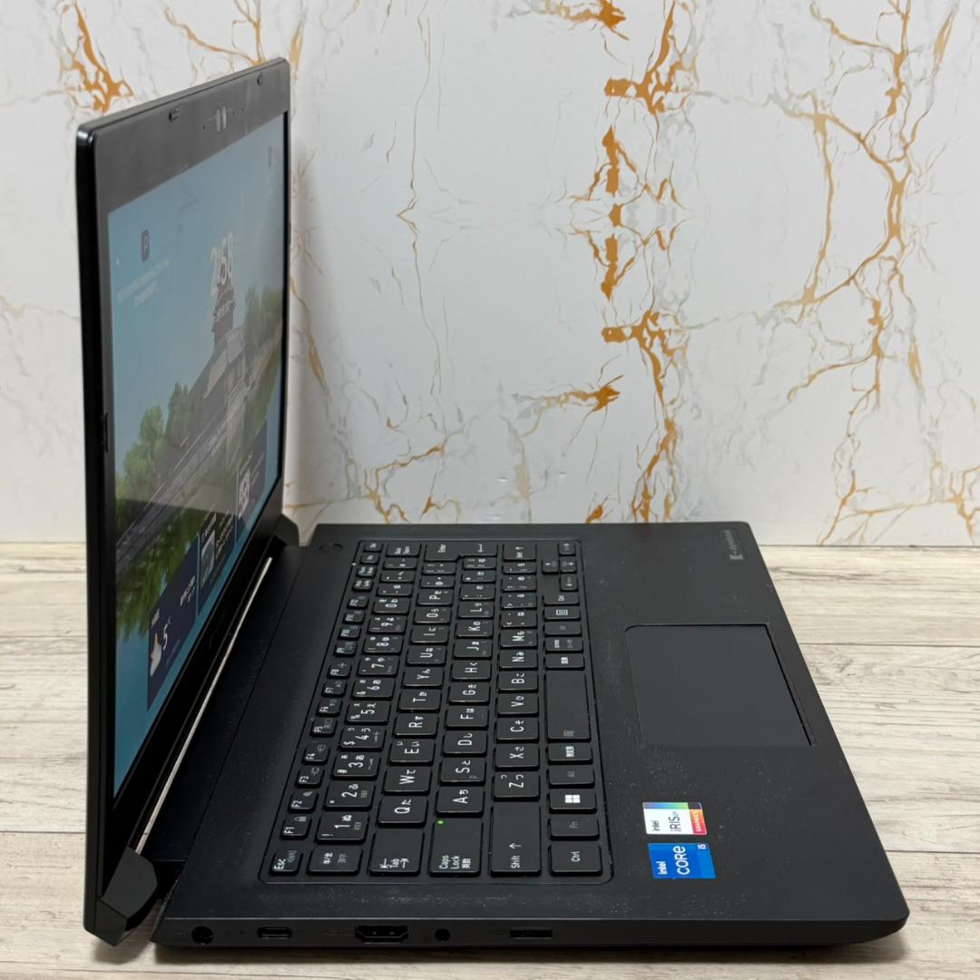 Dynabook【16/256GB&第11世代 i5】S73/HU ノートPC