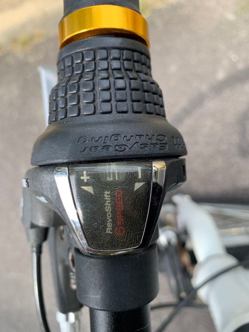 【Yuka】【愛知県引取限定】PROGEAR クロスバイク 26インチ