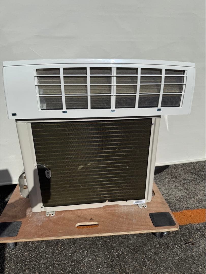 大阪府限定　アイリスオーヤマ　IUF-2224 2024年製　6畳　取付込み