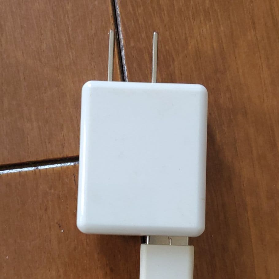 ACアダプター 充電器