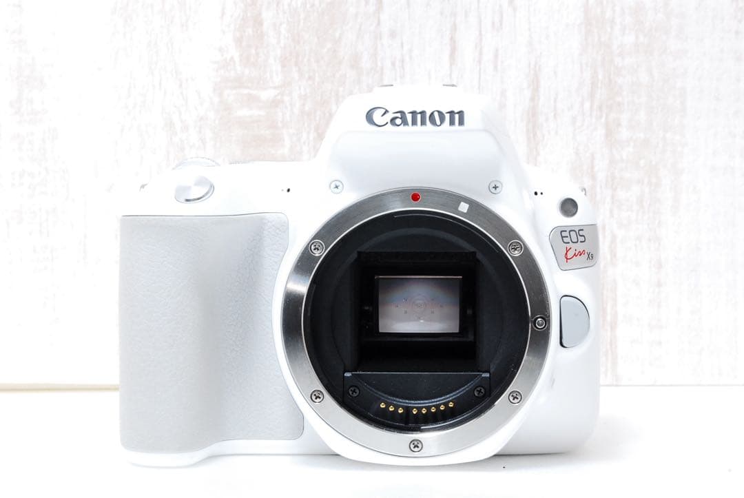 ✨Canon Kiss X9✨　人気カラーホワイト Wi-Fi搭載