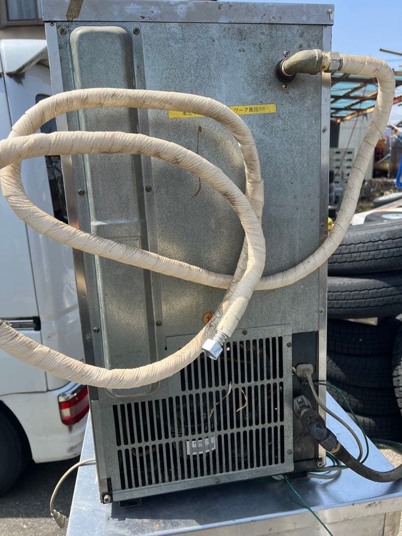 東芝製　業務製氷機　25kg