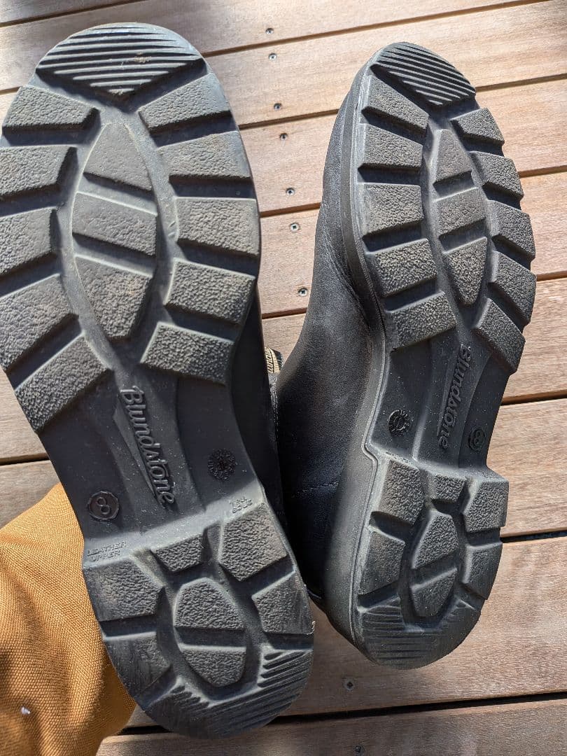 Blundstone ブラック サイドゴアブーツ