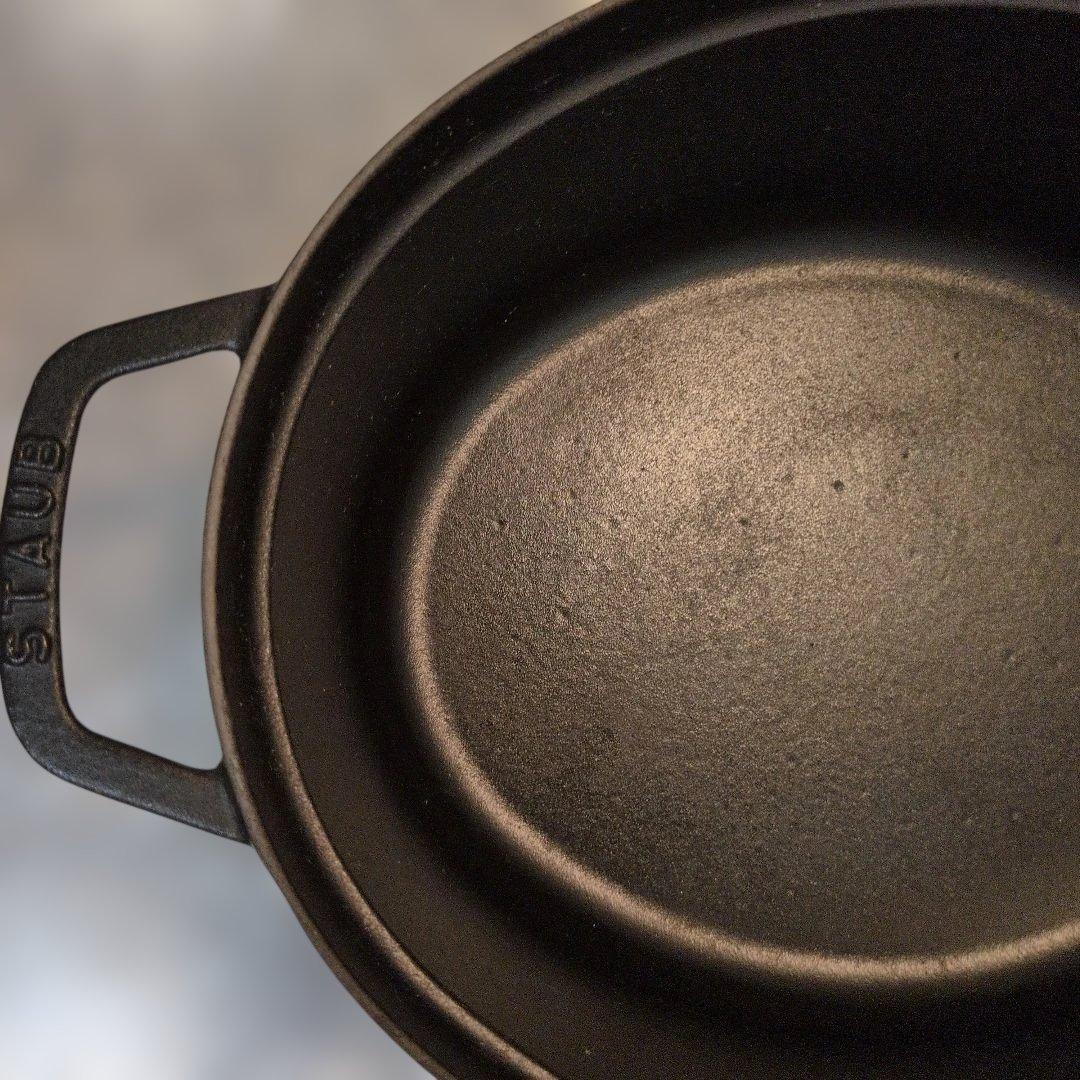 気まぐれ値下げ①STAUB ストウブ ココット オーバル 31cm