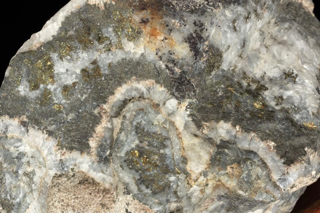 佐渡 金鉱石 原石 標本 鑑賞石 水石 天然石 自然石 飾石 台座付 2135g