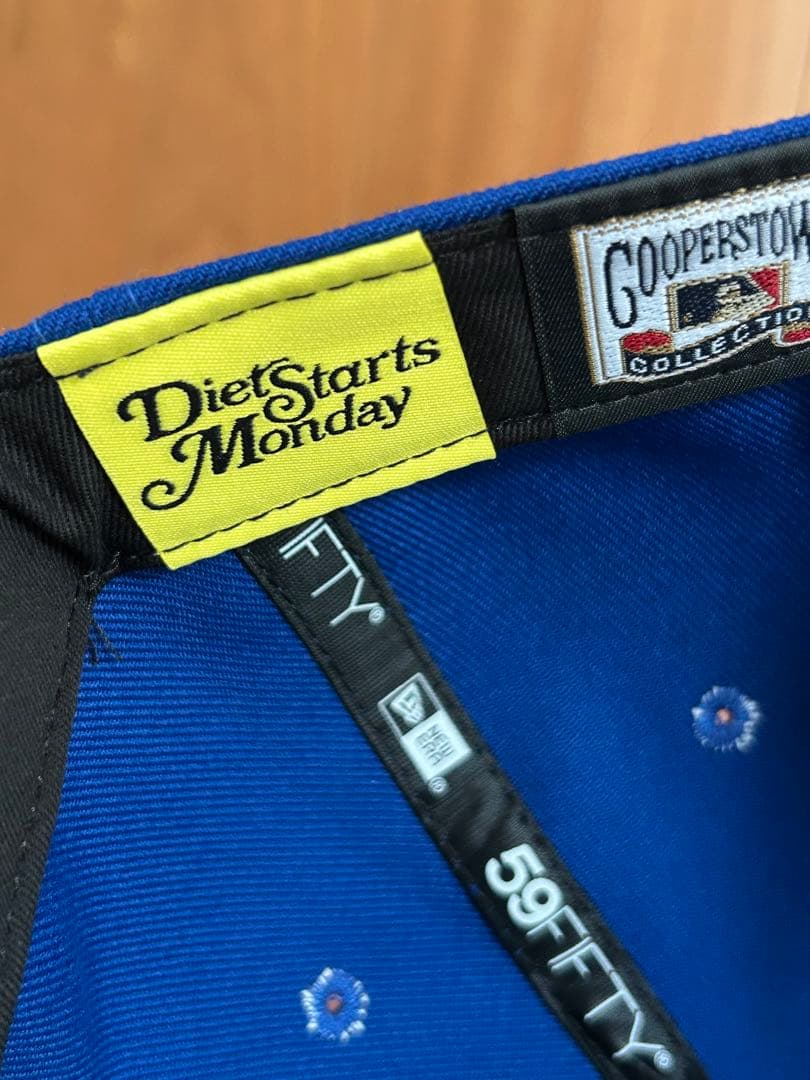 新品Diet Starts Mondayドジャース59FIFTYキャップ57.7