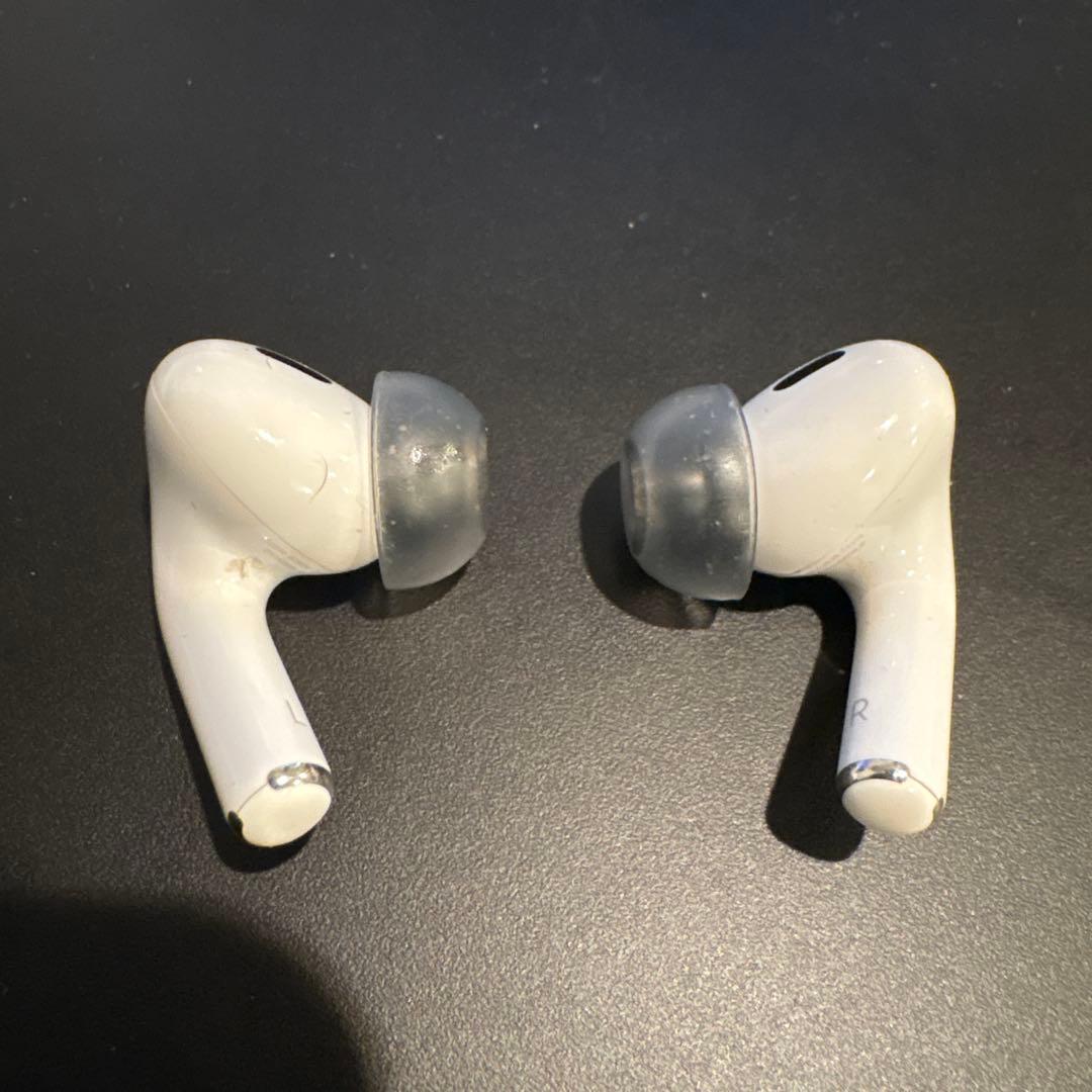 AirPodsPro2本体 ホワイト 充電ケース付き