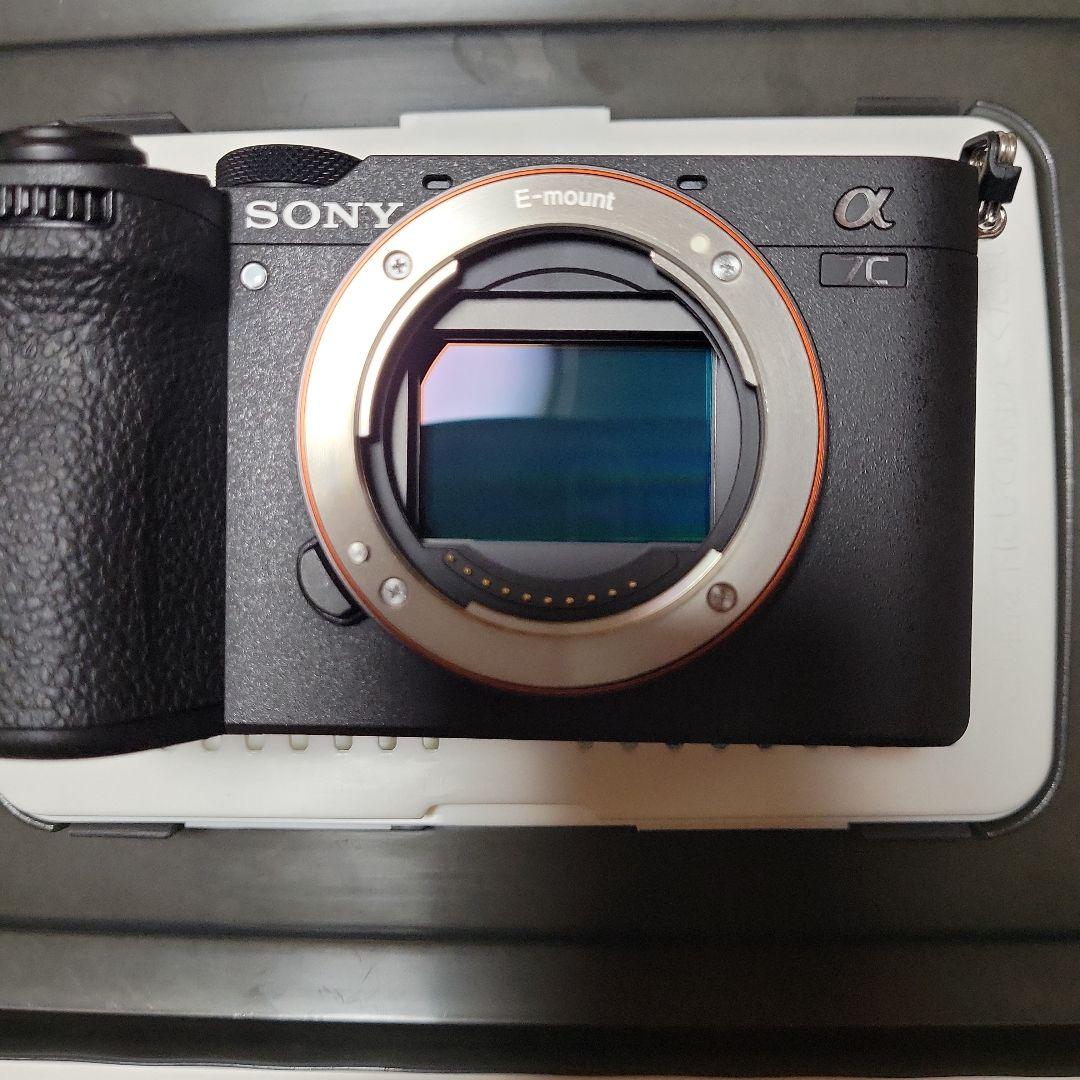 【美品】Sony α7C II カメラ　別購入ストラップ付き　液晶フィルム貼付