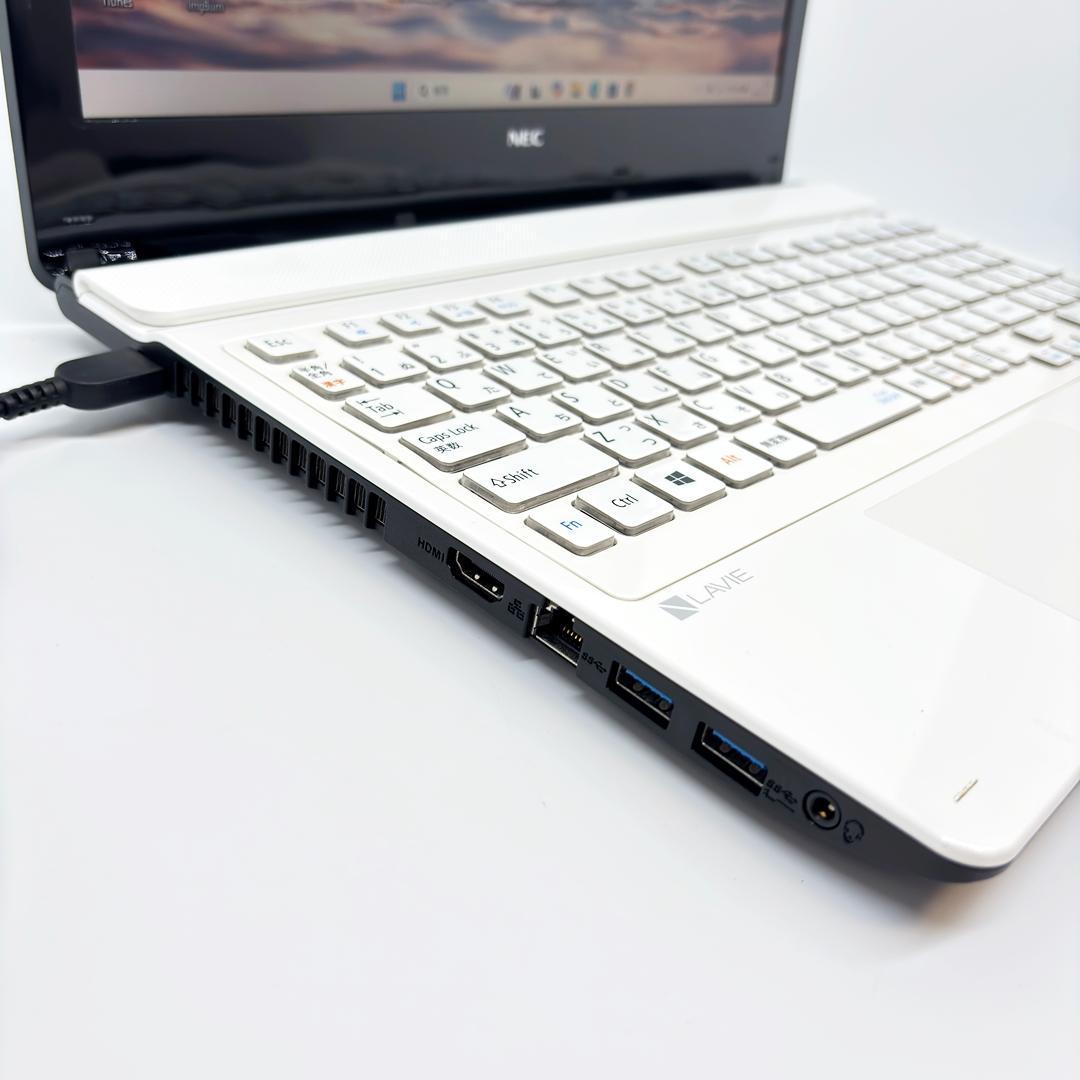 NECノートパソコン Win11 Corei7 新品SSD office A10
