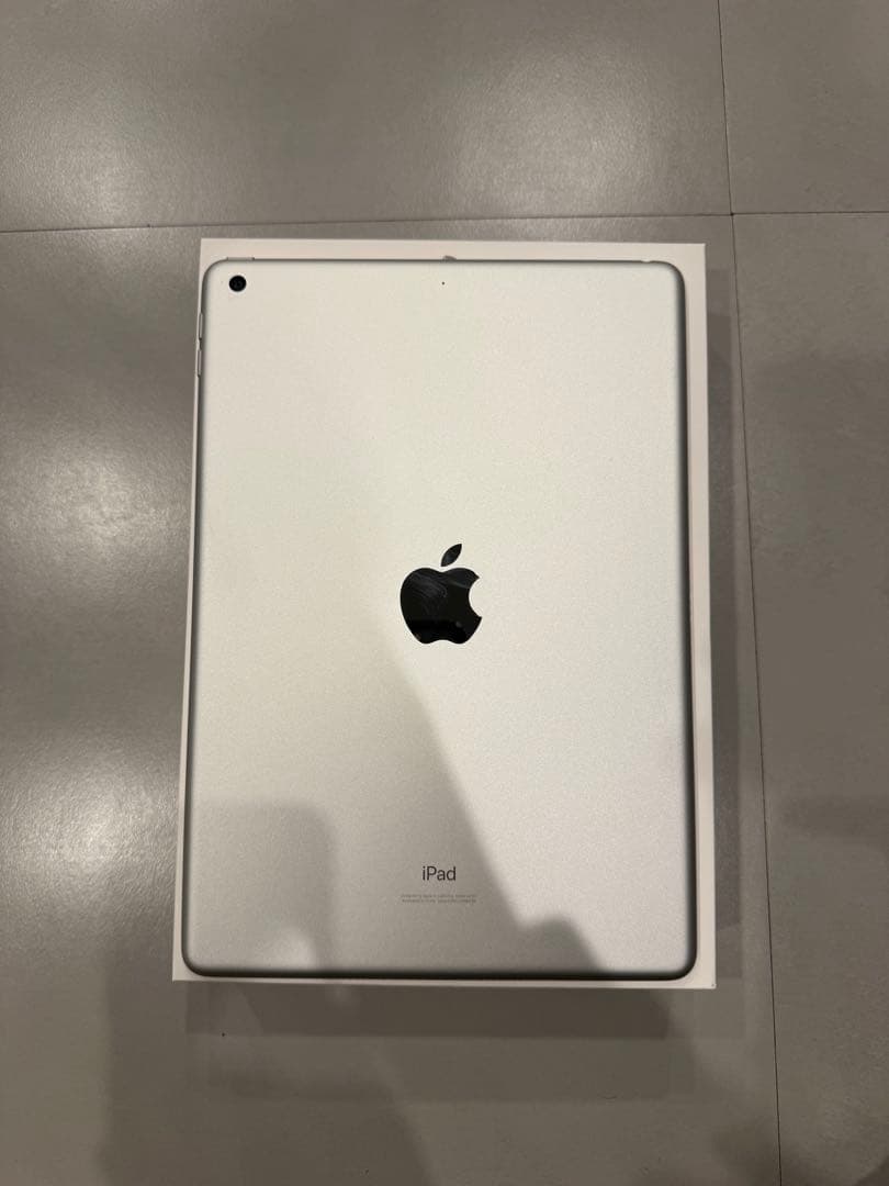 ipad 第7世代wifiモデルシルバー32GB