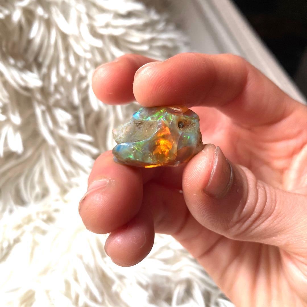 レア★美麗★ 35ct 原石　エチオピアオパール