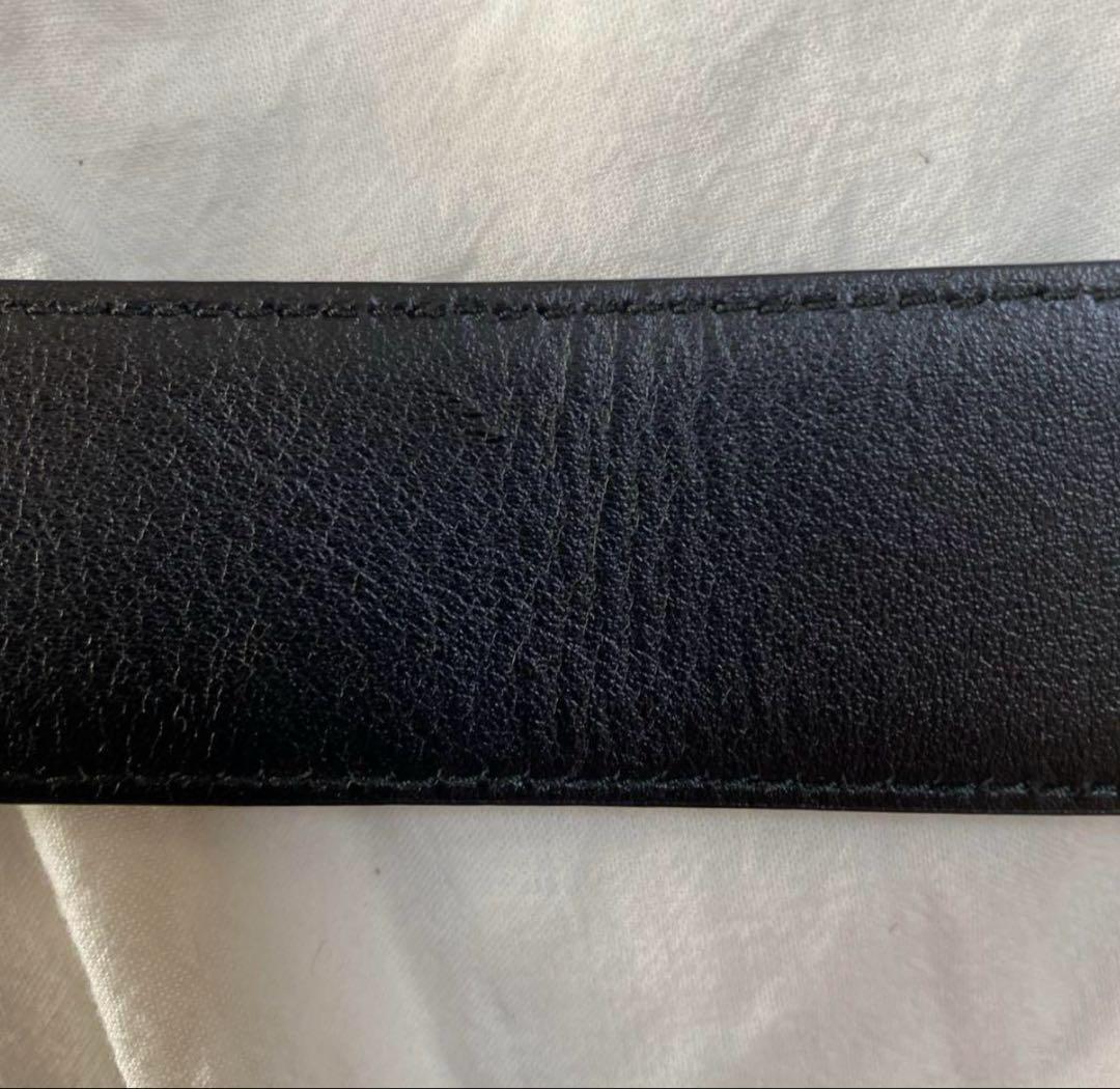 miumiu 黒レザーベルト 金色バックル