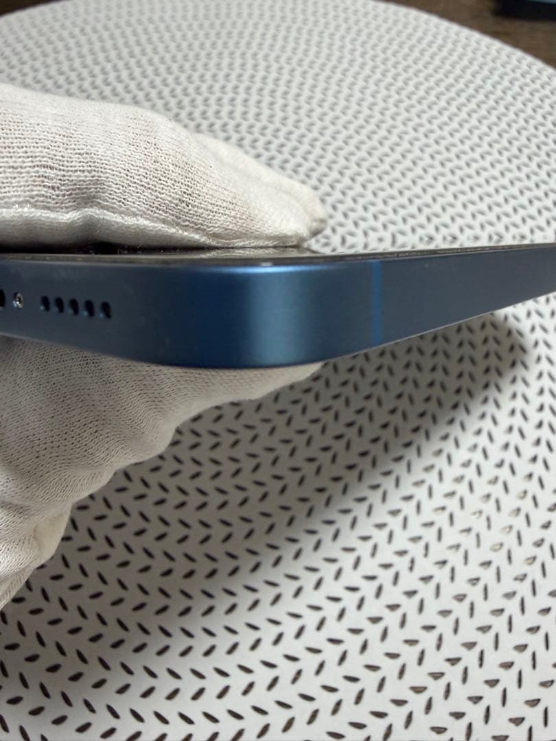 【SIMフリー】iPhone13 ブルー 128GB バッテリー100%・美品