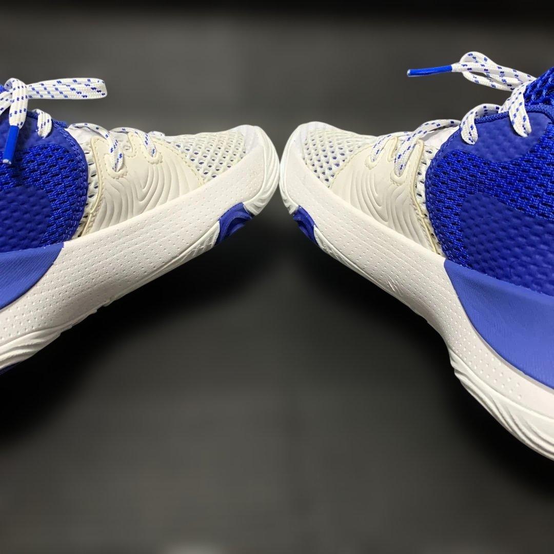 アンダーアーマー　エンビード1 27センチ