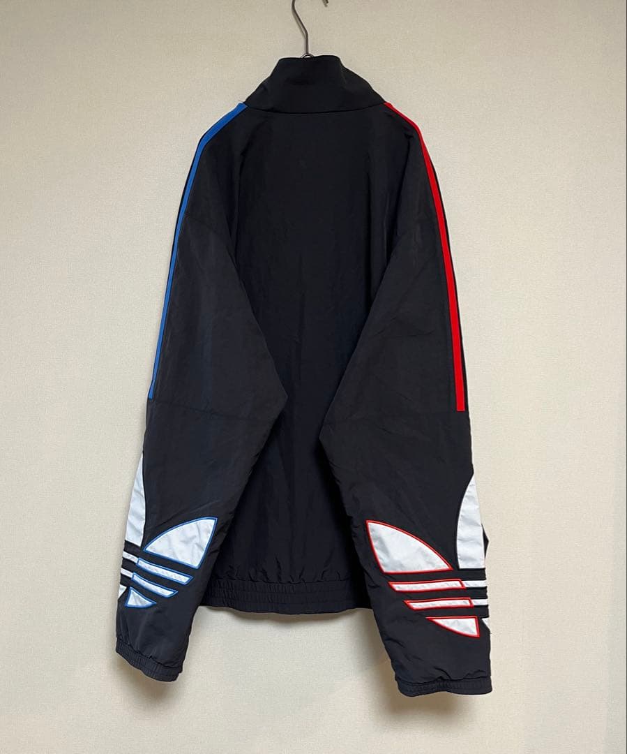 美品/4XL】アディダス 目黒蓮着用ナイロンジャケット