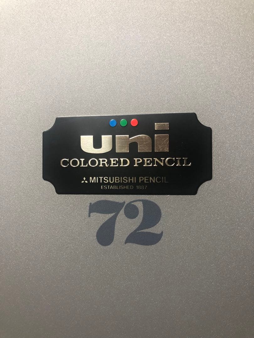 uni 色鉛筆 72色セット+ 多色の油絵具10本セット　ペインティングオイル
