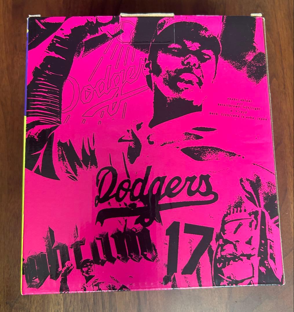 大谷翔平ドジャースボブルヘッド9/10配布　冊子付き