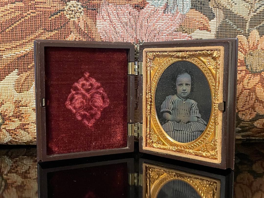 ダゲレオタイプ　アンティークフォト　ユニオンケース付き　女の子