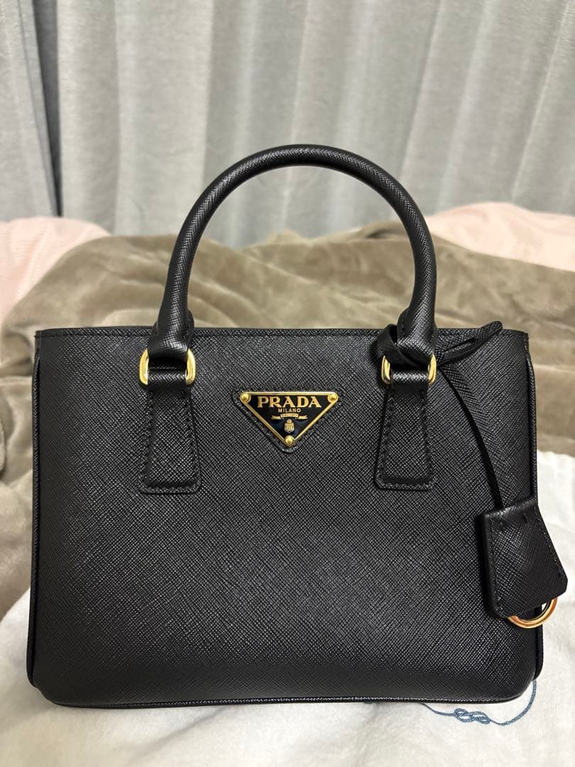 美品 PRADA プラダ2WAY ブラックガレリアミニバッグ サフィアーノ