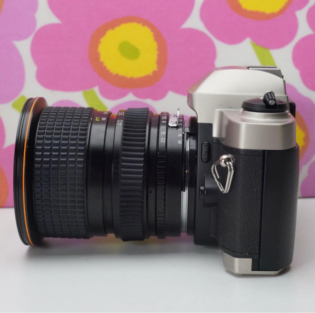 カメラ女子に❤️FM10❤️24-40mmF2.8付❤️ニコン最後のMFフィルムカメラ