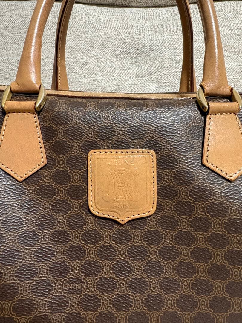 CELINE ブラウンレザーハンドバッグ