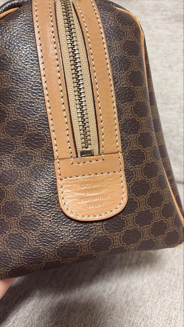 CELINE ブラウンレザーハンドバッグ