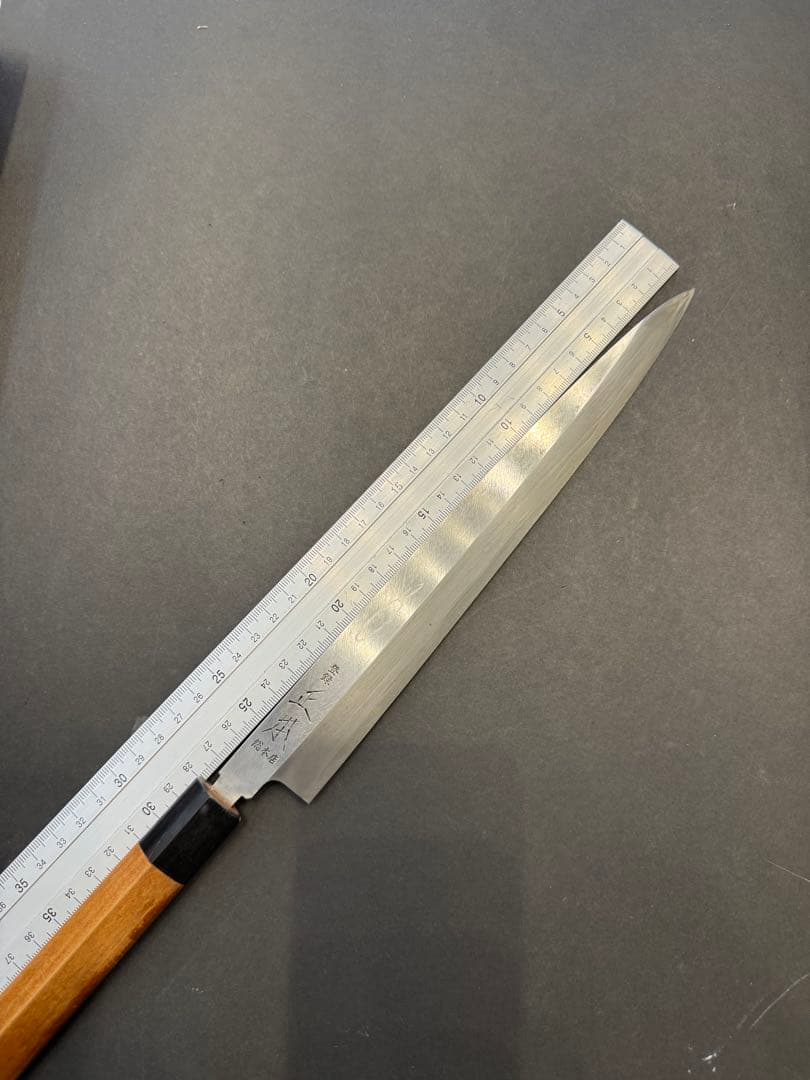 正本総本店　柳刃包丁　玉白鋼　27cm