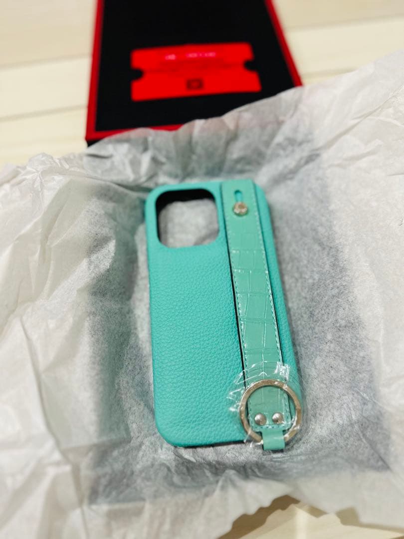 鈴木亜美さんBONAVENTURA iPhone14Proケース＋ストラップ付き