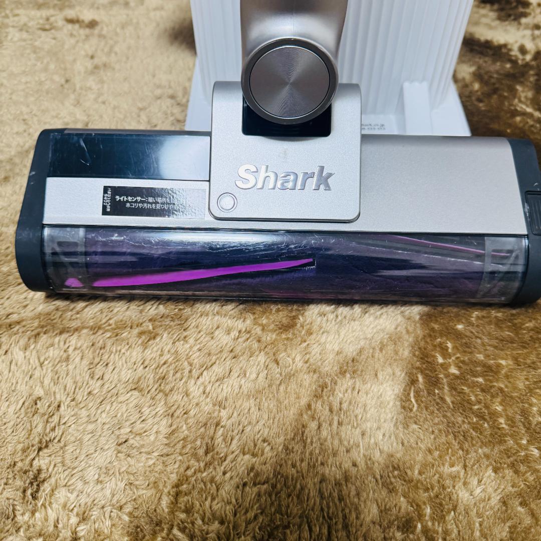 shark シャーク　Clean Sense iQ+ IW3241JSL