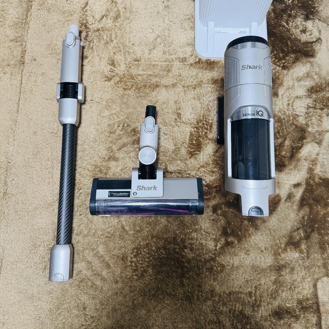 shark シャーク　Clean Sense iQ+ IW3241JSL