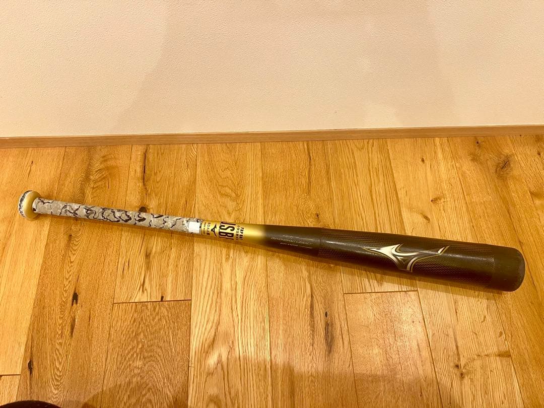 2025 BEYOND MAX LEGACY バット 80cm 570g