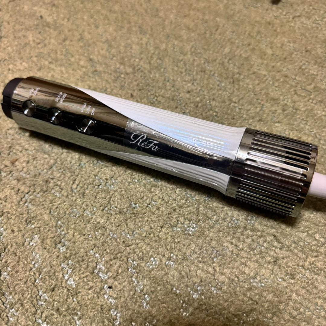 リファ ビューテックリセッター refa フィルムもまだ付いてます