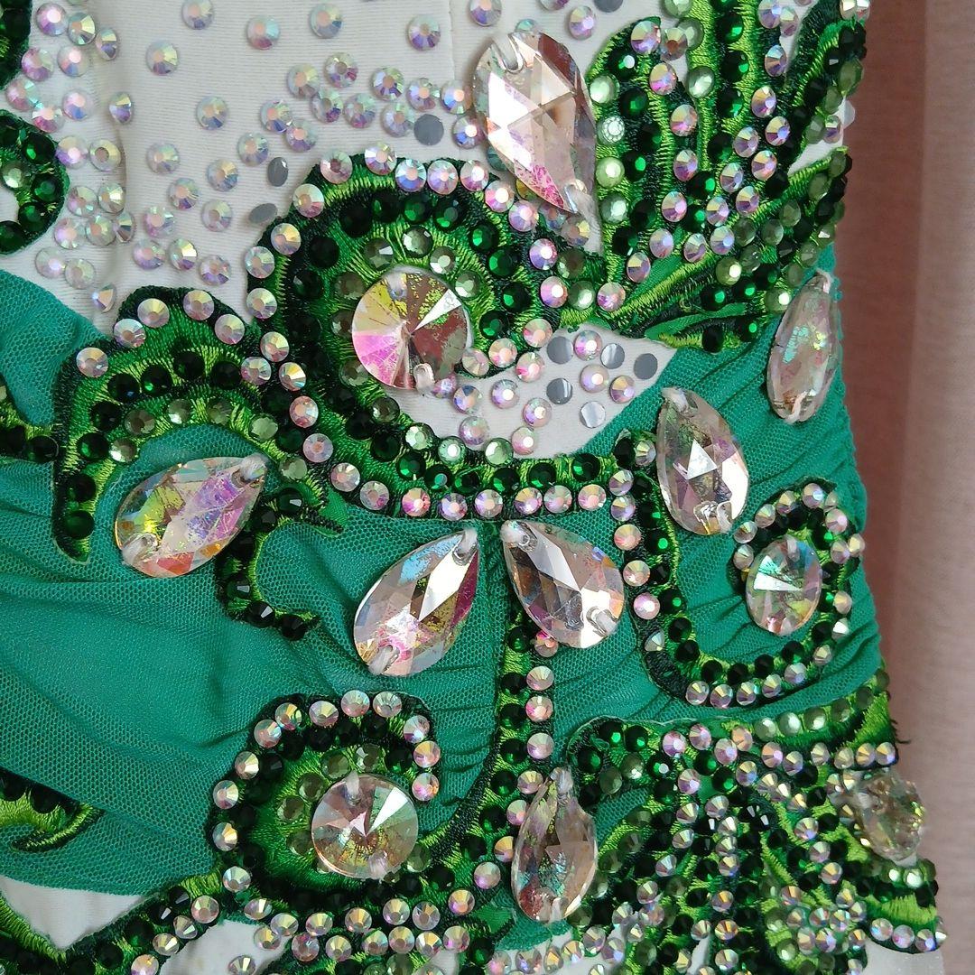 社交ダンスモダンドレス　腕付き　緑　白