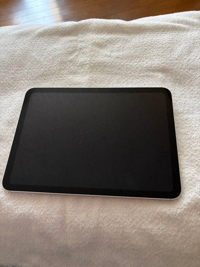 2026年1月24日　購入　Apple iPad 未使用に近い128GBシルバー