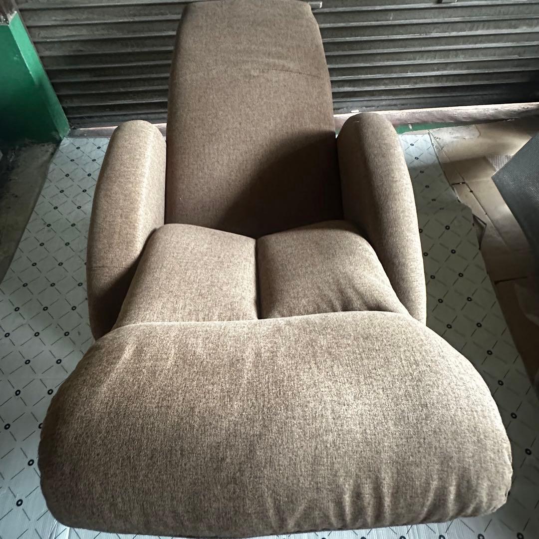 ニトリ 電動リクライニングソファ コンフェ 1人掛け パーソナル 布