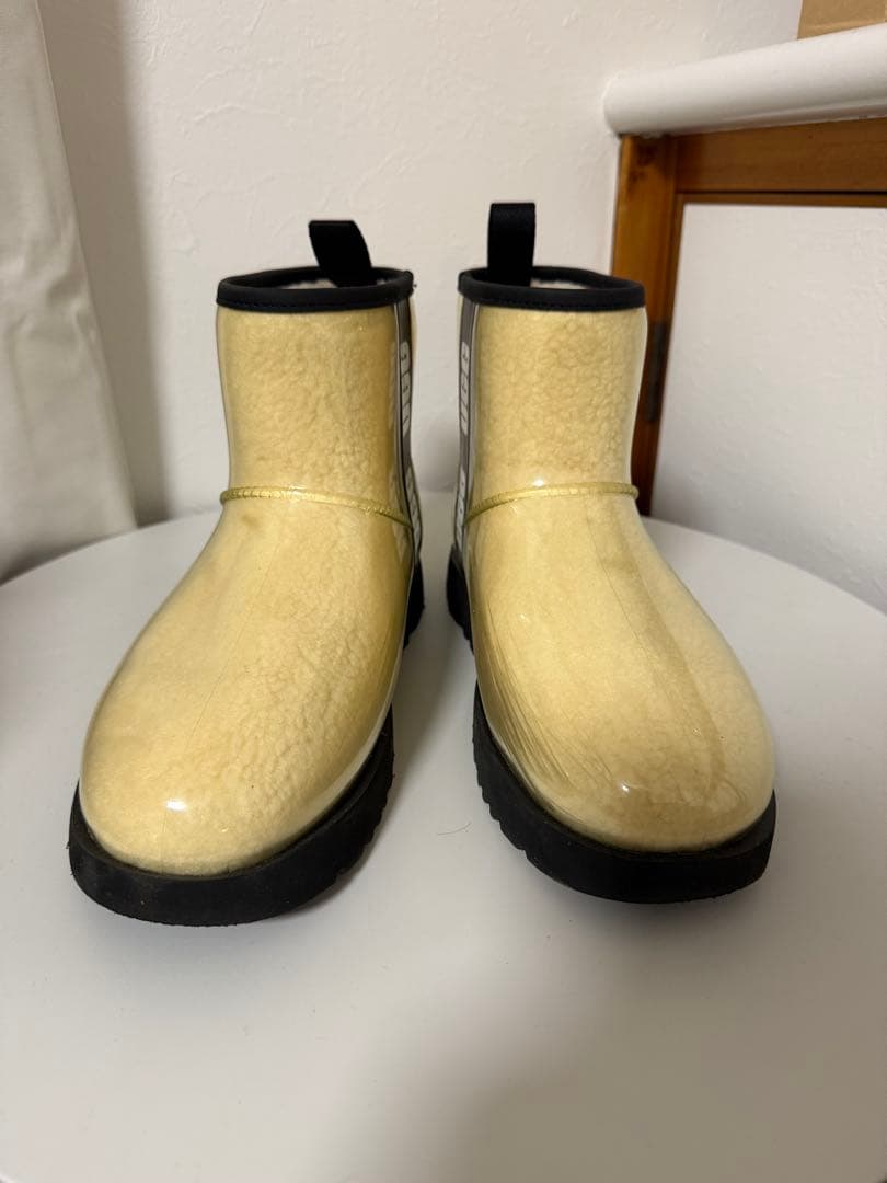 UGG ショートブーツ クリーム色 レインブーツ 26cm