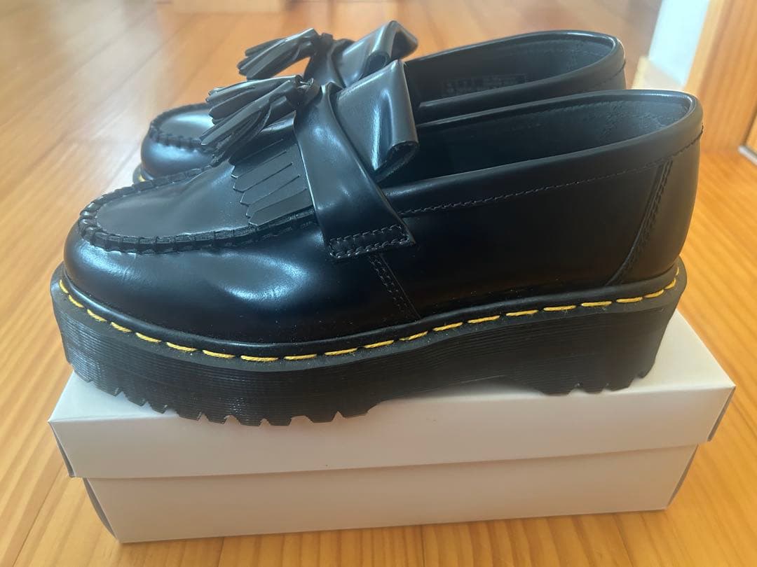 ドクターマーチン　エイドリアン　クアッド　UK6 タッセルローファー　ブラック
