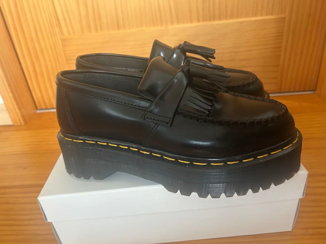ドクターマーチン　エイドリアン　クアッド　UK6 タッセルローファー　ブラック