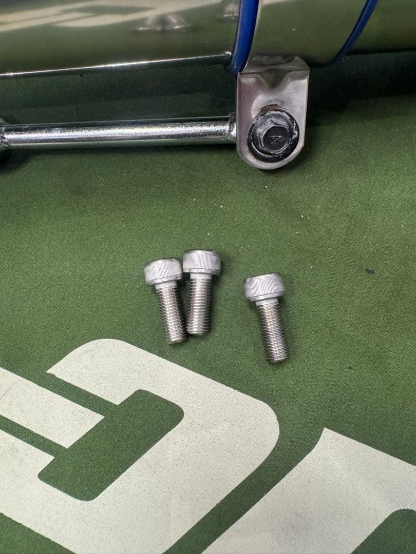 マジェスティ250 SG20J スリーワンマフラー　THREE ONE 4D9