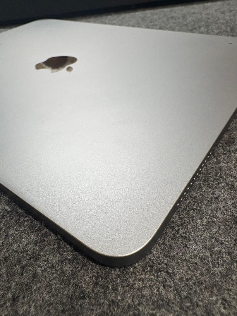 scull crusher 【新品同様】M2 iPad Air 11インチ