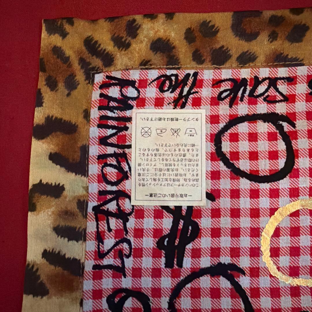 ヴィヴィアンウエストウッド　大判ハンカチ新品未使用