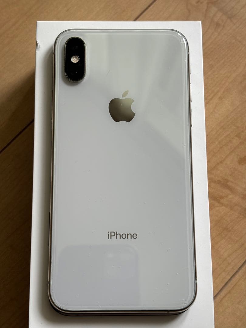 iPhone Xs Silver 256 GB SIMフリー
